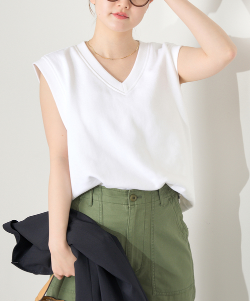 IENA（イエナ）の「LOOPWHEELER for LOWERCASE 別注 ライトツリウラケ Vネックベスト（ベスト・レディース・グレー/ホワイト・FREE）」の18枚目の写真