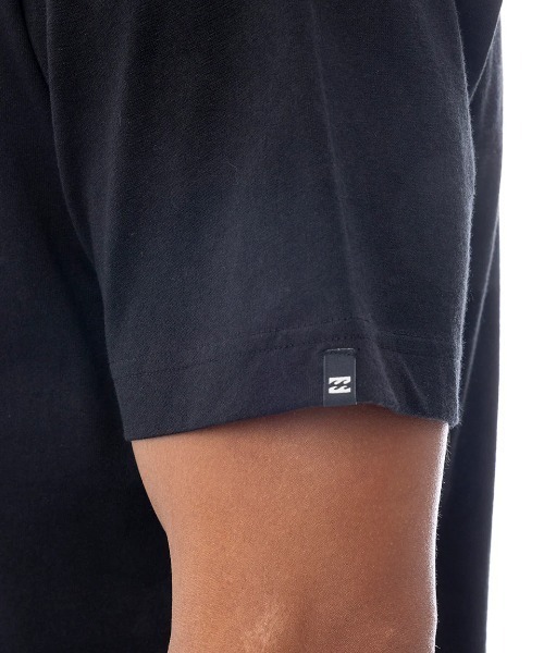 BILLABONG(ビラボン)の「BILLABONG メンズ UNITY LOGO Tシャツ 【2025年春夏モデル】/ビラボンロゴ総柄クルーネック半袖Tシャツ(Tシャツ/カットソー・メンズ・ブラック/ホワイト/クリーム・X-LARGE/LARGE/MEDIUM/SMALL)」の13枚目の写真