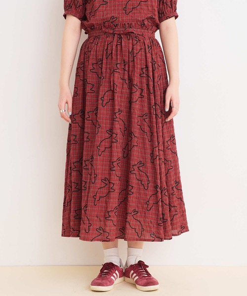 I am I in fact...（アイアムアイインファクト）の「run rabbit ギャザースカート（スカート・レディース・グリーン/レッド・FREE）」の19枚目の写真