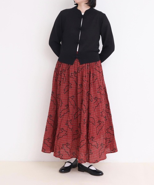 I am I in fact...（アイアムアイインファクト）の「run rabbit ギャザースカート（スカート・レディース・グリーン/レッド・FREE）」の12枚目の写真