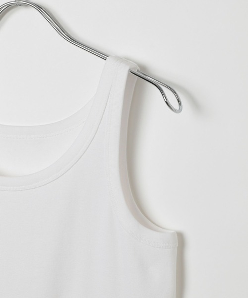 BAYFLOW（ベイフロー）の「[UVカット・接触冷感・抗菌防臭]ベーシックタンクトップ（タンクトップ・レディース・ブラック/モカ/ベージュ/オフホワイト・MEDIUM/SMALL）」の11枚目の写真