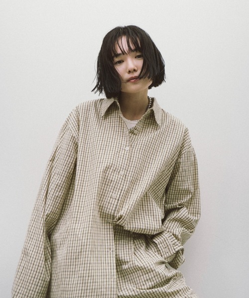 HANNE（アン）の「【Mikako collaboration】クラシカルチェックシャツ（シャツ/ブラウス・レディース・ベージュ/ネイビー・FREE）」の5枚目の写真