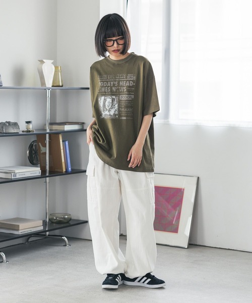 PBLIM(ページボーイリム)の「《UNISEX》ニュースペーパーTシャツ(Tシャツ/カットソー・レディース・オフホワイト/カーキ/ブラウン・MEDIUM/LARGE)」の20枚目の写真