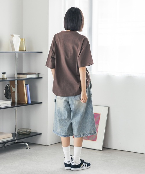 PBLIM(ページボーイリム)の「《UNISEX》ニュースペーパーTシャツ(Tシャツ/カットソー・レディース・オフホワイト/カーキ/ブラウン・MEDIUM/LARGE)」の11枚目の写真
