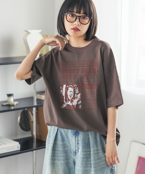 PBLIM(ページボーイリム)の「《UNISEX》ニュースペーパーTシャツ(Tシャツ/カットソー・レディース・オフホワイト/カーキ/ブラウン・MEDIUM/LARGE)」の12枚目の写真
