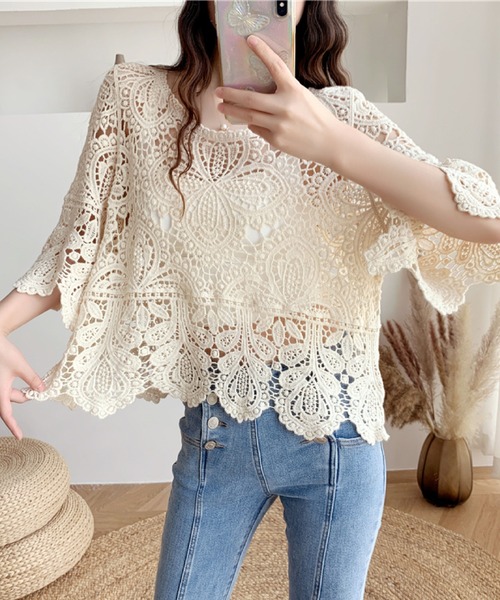 2ly2(トゥーリートゥー)の「上品な透かしレースが魅力♪フェミニンブラウス(Tシャツ/カットソー・レディース・ベージュ/ホワイト・FREE)」の16枚目の写真