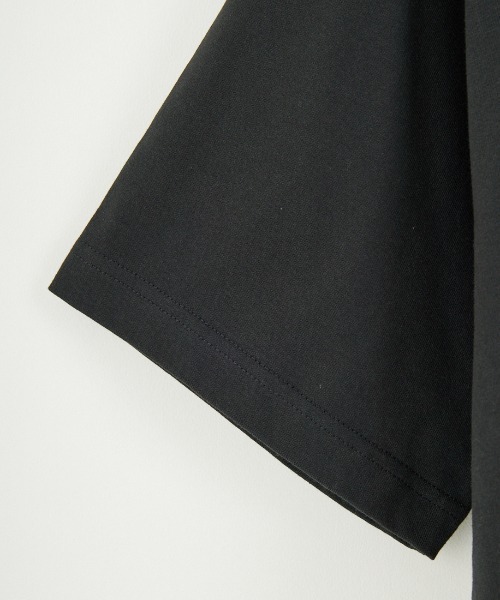 Champion（チャンピオン）の「[Champion/チャンピオン] ワンポイント刺繍ロゴ ショートスリーブTシャツ（Tシャツ/カットソー・レディース・ホワイト/ブラック/オートミール・M/L）」の8枚目の写真