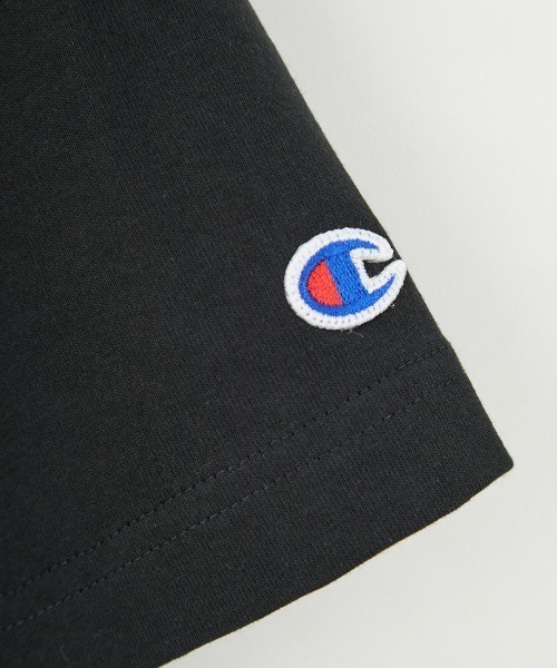Champion（チャンピオン）の「[Champion/チャンピオン] ワンポイント刺繍ロゴ ショートスリーブTシャツ（Tシャツ/カットソー・レディース・ホワイト/ブラック/オートミール・M/L）」の9枚目の写真