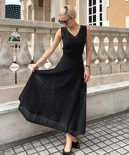 JENNE（ジェンヌ）の「レース風フィットフレアニットドレス（ワンピース・レディース・ネイビー/ブラック・MEDIUM/SMALL/LARGE）」の4枚目の写真