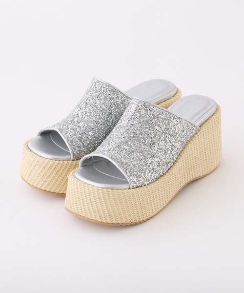 one after another NICE CLAUP（ワンアフターアナザーナイスクラップ）の「【マイナス3㎏見え】厚底アソートサンダル（サンダル・レディース・シルバー/ゴールド/キャメル・S/M/L）」の2枚目の写真