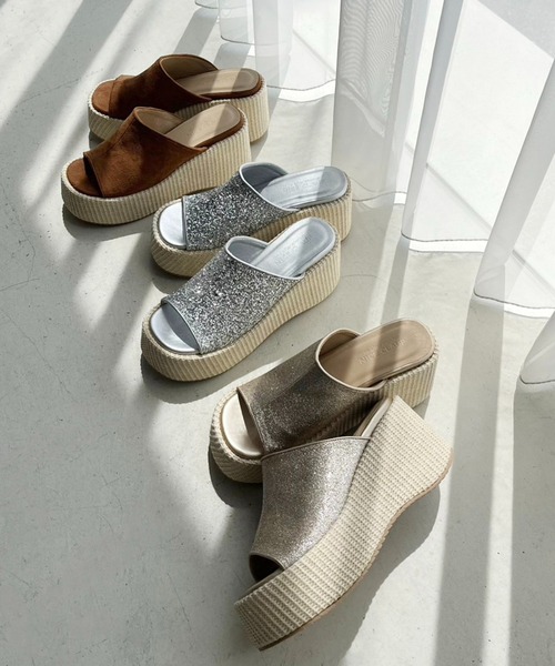 one after another NICE CLAUP（ワンアフターアナザーナイスクラップ）の「【マイナス3㎏見え】厚底アソートサンダル（サンダル・レディース・シルバー/ゴールド/キャメル・S/M/L）」の17枚目の写真