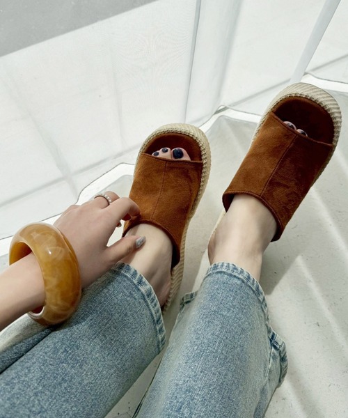 one after another NICE CLAUP（ワンアフターアナザーナイスクラップ）の「【マイナス3㎏見え】厚底アソートサンダル（サンダル・レディース・シルバー/ゴールド/キャメル・S/M/L）」の10枚目の写真