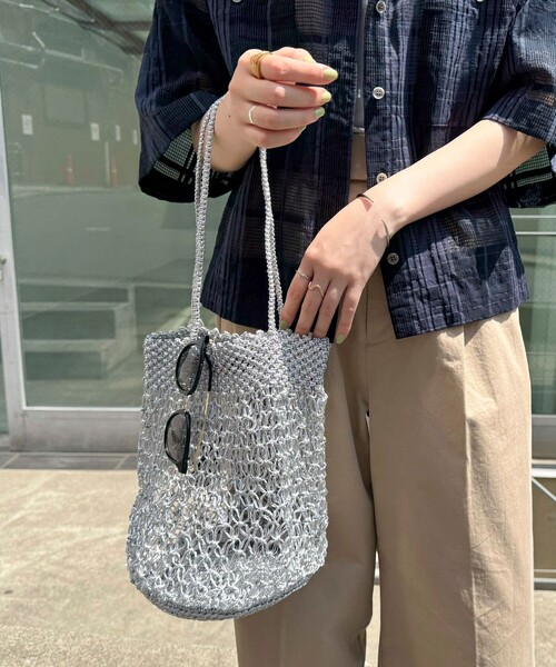 fredy emue（フレディエミュ）の「【The Bagmati】メタリックコードラウンドバッグ（かごバッグ・レディース・ブラック/シルバー/ゴールド・FREE）」の11枚目の写真