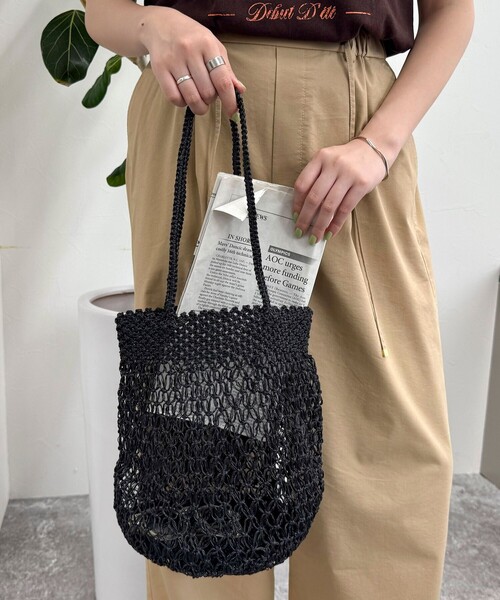 fredy emue（フレディエミュ）の「【The Bagmati】メタリックコードラウンドバッグ（かごバッグ・レディース・ブラック/シルバー/ゴールド・FREE）」の5枚目の写真