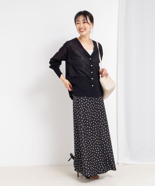 NOLLEY’S Sophi(ノーリーズソフィ)の「《手洗い可能》綿混シアーVネックカーディガン(カーディガン/ボレロ・レディース・サックスブルー/オフホワイト/ブラック・38)」の17枚目の写真