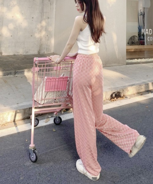 shoppinggo（ショッピングゴー）の「ワイドパンツ チェック柄パンツ（カーゴパンツ・レディース・キャメル/ホワイト/ピンク/ブラック/グレー・FREE）」の14枚目の写真