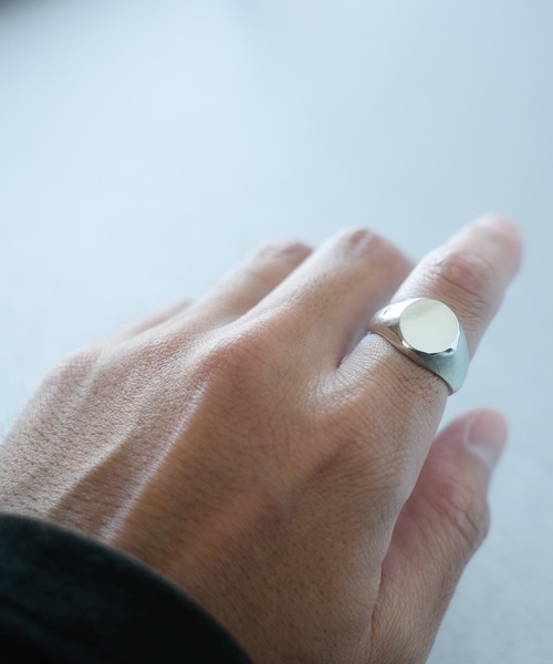 NUMBER (N)INE（ナンバーナイン）の「FLAT ROUND TOP SECRET SKULL RING / フラット ラウンドトップ シークレット スカル リング（リング・メンズ・シルバー・19号/17号）」の6枚目の写真