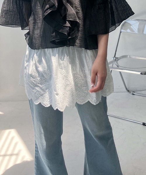 AS KNOW AS plus（アズノゥアズプラス）の「●重ねてアソートデザイン タンクキャミソール（バルーン・レース・ドットティアード）（キャミソール・レディース・ホワイト系1/ホワイト系2/ホワイト系3・FREE）」の16枚目の写真