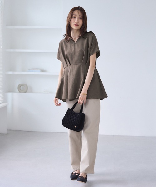 試着のみ！HEVEへイヴ ハートネックペプラム ブラウス バニラ 試着のみ！HEVEへイヴ ハートネックペプラム ブラウス バニラ