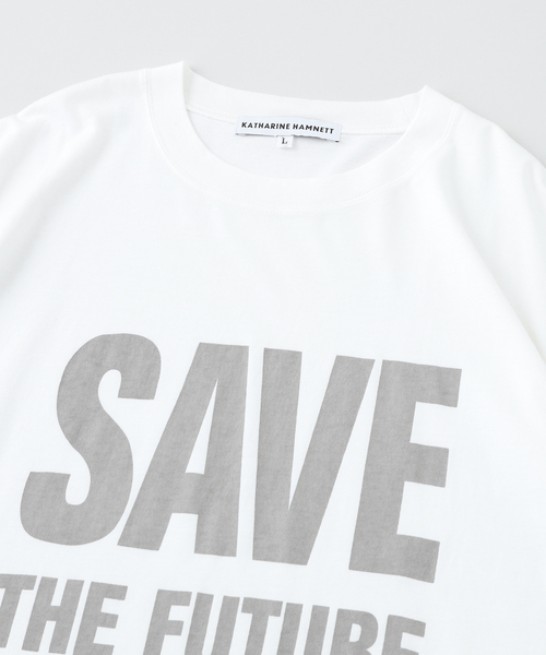 KATHARINE HAMNETT（キャサリンハムネット）の「KATHARINE HAMNETT/キャサリン ハムネット SMU TEE（Tシャツ/カットソー・メンズ・ホワイト/ブラック・MEDIUM/LARGE）」の4枚目の写真
