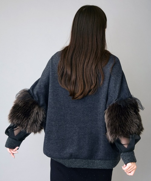 AVIE（アビィ）の「ウーレットシャギーフェイクファーmixプルオーバー（ニット/セーター・レディース・トップグレー/チャコールグレー・38）」の19枚目の写真