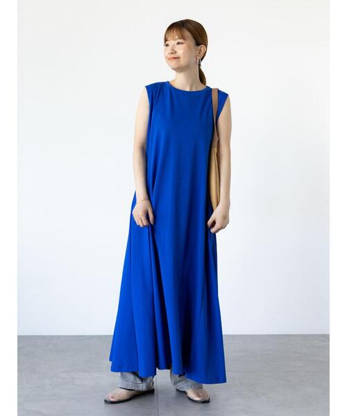 Lugnoncure(ルノンキュール)の「ノースリーブカットワンピース(ワンピース・レディース・ブラック/ブルー/ターコイズブルー/チャコールグレー・F)」の6枚目の写真