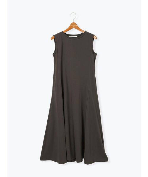 Lugnoncure(ルノンキュール)の「ノースリーブカットワンピース(ワンピース・レディース・ブラック/ブルー/ターコイズブルー/チャコールグレー・F)」の10枚目の写真