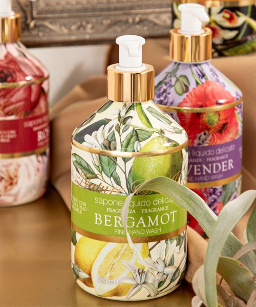 MILLION CARATS（ミリオンカラッツ）の「【Rudy Nature&Arome】イタリア発の贅沢時間！手肌に香りのご褒美を。五感がよろこぶ、植物の恵みたっぷりのハンドウォッシュ（ハンドソープ・レディース・ブラック/レッド/グリーン/ラベンダー・FREE）」の3枚目の写真