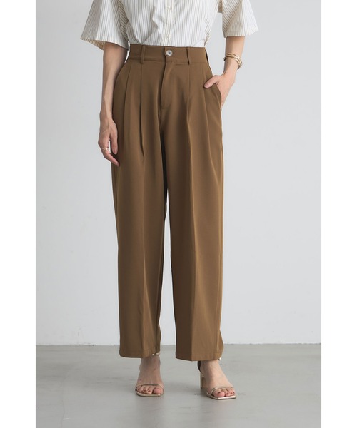 &. NOSTALGIA（アンドドットノスタルジア）の「タックワイドパンツ【tallサイズあり】（その他パンツ・レディース・ブラック/キャメル/グリーン・S/M/TALL）」の18枚目の写真