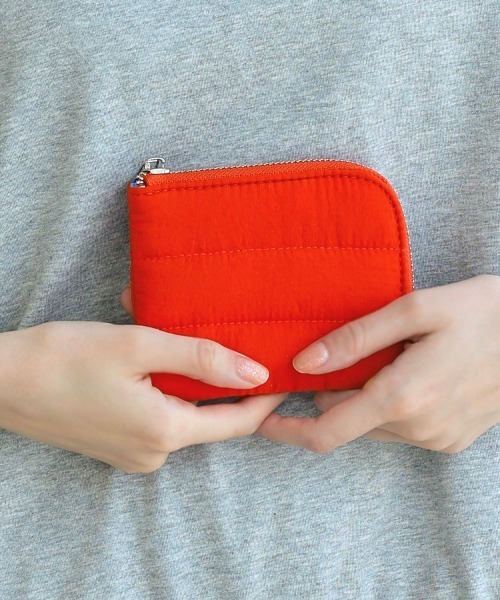 DONOBAN（ドノバン）の「バイカラーマルチウォレット（財布・レディース・ブラック/イエロー系その他/ブルー/ブラック系その他/レッド/レッド系その他/パープル/ブルー系その他・ONE）」の7枚目の写真