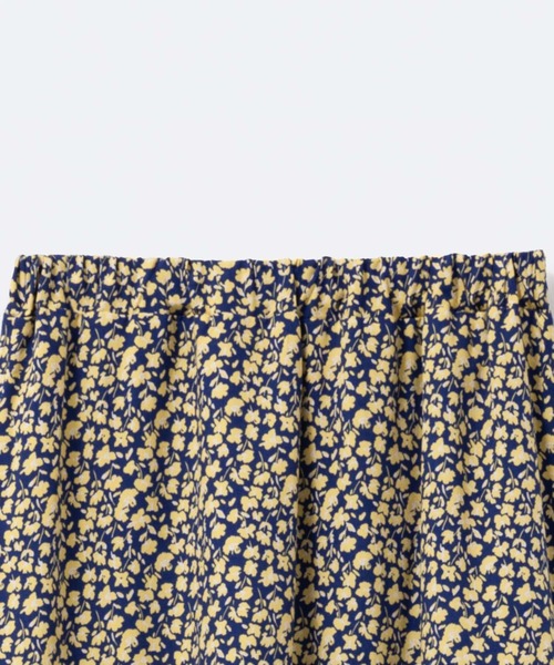 Mac-House（マックハウス）の「Idnes 小花柄ナロースカート（スカート・レディース・ベージュ系/ネイビー系・M）」の8枚目の写真