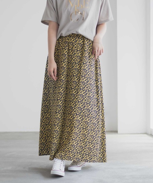 Mac-House（マックハウス）の「Idnes 小花柄ナロースカート（スカート・レディース・ベージュ系/ネイビー系・M）」の13枚目の写真