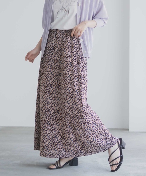 Mac-House（マックハウス）の「Idnes 小花柄ナロースカート（スカート・レディース・ベージュ系/ネイビー系・M）」の18枚目の写真