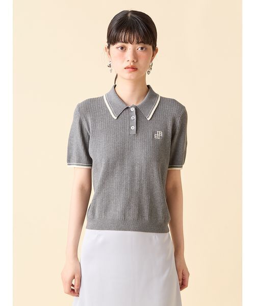 LILY BROWN（リリーブラウン）の「ワンポイントニットポロシャツ（ポロシャツ・レディース・ホワイト/グレー/ネイビー/ミント・F）」の3枚目の写真