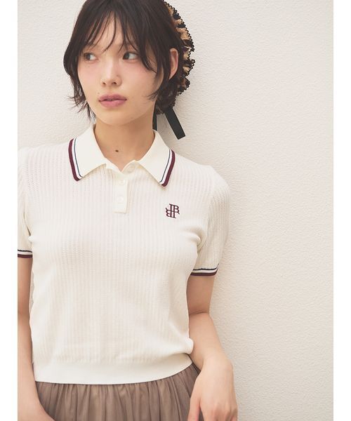 LILY BROWN（リリーブラウン）の「ワンポイントニットポロシャツ（ポロシャツ・レディース・ホワイト・F）」の3枚目の写真