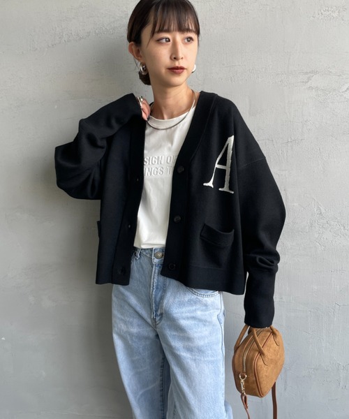 AMERICANA（アメリカーナ）の「[Americana/アメリカーナ] 別注 バックロゴ ショート丈 Vネックカーディガン【追加】（カーディガン/ボレロ・レディース・チャコール/ブラック・ONE SIZE）」の10枚目の写真