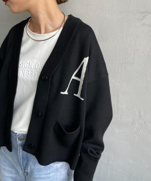 AMERICANA（アメリカーナ）の「[Americana/アメリカーナ] 別注 バックロゴ ショート丈 Vネックカーディガン【追加】（カーディガン/ボレロ・レディース・チャコール/ブラック・ONE SIZE）」の16枚目の写真