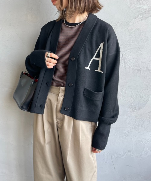 AMERICANA（アメリカーナ）の「[Americana/アメリカーナ] 別注 バックロゴ ショート丈 Vネックカーディガン【追加】（カーディガン/ボレロ・レディース・チャコール/ブラック・ONE SIZE）」の19枚目の写真