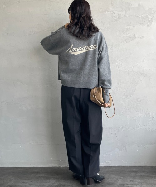 AMERICANA（アメリカーナ）の「[Americana/アメリカーナ] 別注 バックロゴ ショート丈 Vネックカーディガン【追加】（カーディガン/ボレロ・レディース・チャコール/ブラック・ONE SIZE）」の8枚目の写真