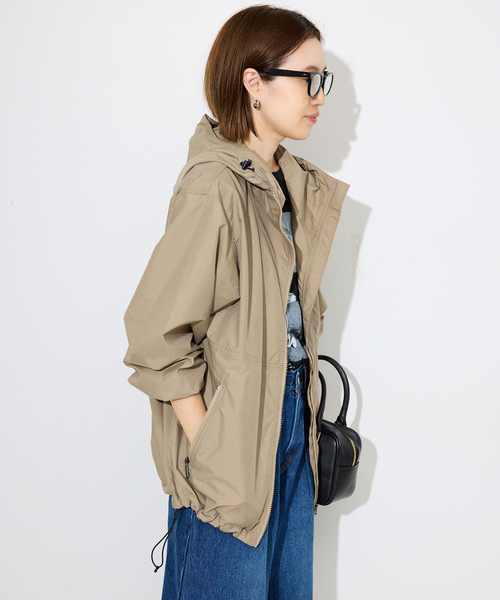 THE NORTH FACE（ザノースフェイス）の「THE NORTH FACE/ザ ノース フェイス Compact Jacket NP72530（マウンテンパーカー・レディース・ブラック/ベージュ・MEDIUM）」の21枚目の写真