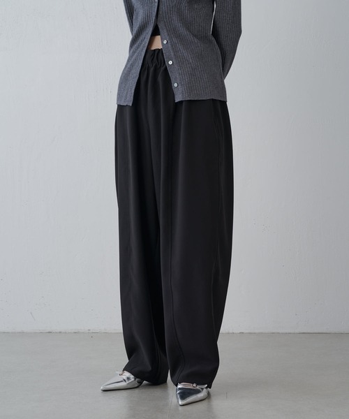 Lui's（ルイス）の「カーブイージーパンツ（その他パンツ・レディース・グレー/ブラック/ベージュ・38/36）」の18枚目の写真