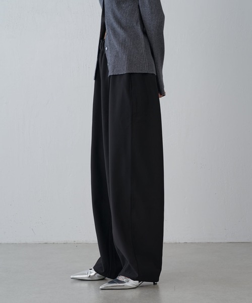 Lui's（ルイス）の「カーブイージーパンツ（その他パンツ・レディース・グレー/ブラック/ベージュ・38/36）」の19枚目の写真