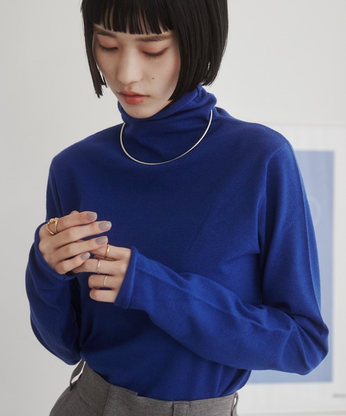 ANGIE（アンジー）の「タートルネックニット（ニット/セーター・レディース・ブルー・LARGE）」の10枚目の写真