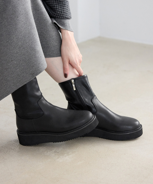 SLOBE IENA（スローブイエナ）の「SLOBE レザーブーツ（ブーツ・レディース・ブラック・23cm/23.5cm/24cm/24.5cm）」の16枚目の写真