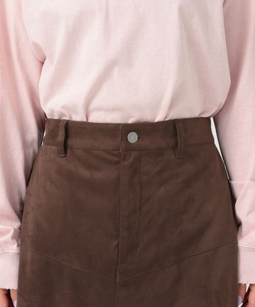 BAYFLOW(ベイフロー)の「スウェードナロースカート(スカート・レディース・ダークブラウン/キャメル・SMALL/MEDIUM)」の12枚目の写真