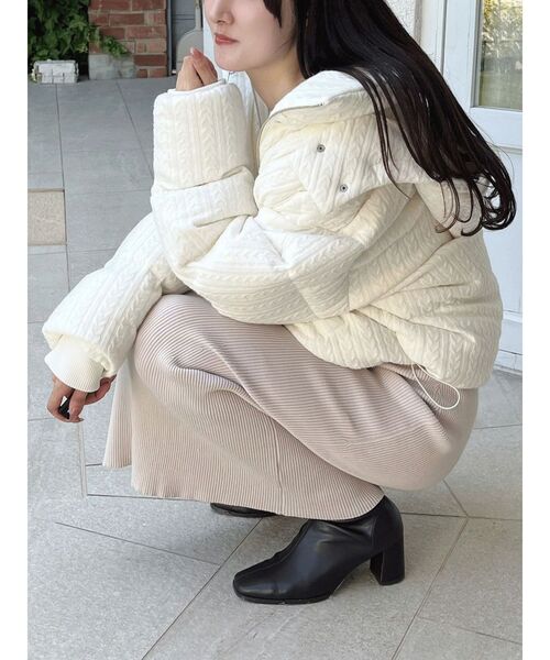 MERCURYDUO（マーキュリーデュオ）の「2WAYフード付きアライドショートニットダウン（ダウンジャケット/コート・レディース・アイボリー・SMALL/MEDIUM）」の12枚目の写真