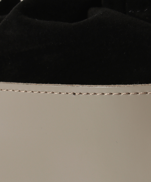 EDIT. FOR LULU（エディットフォールル）の「【PIENI for LULU】CICACUI kinchaku（クラッチバッグ・レディース・グレー系その他・FREE）」の2枚目の写真