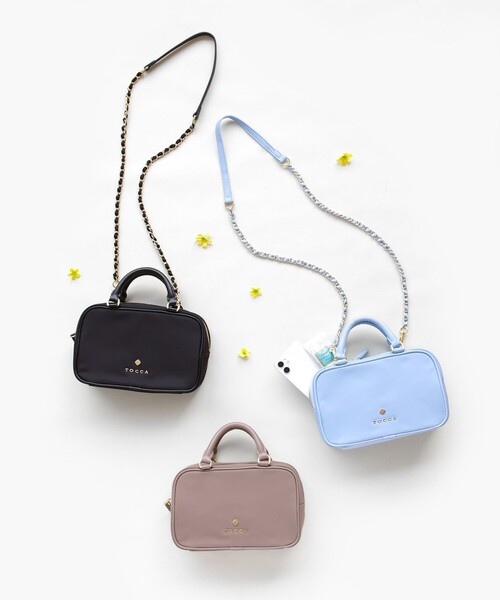 TOCCA（トッカ）の「WITH CLARISSE 2WAY NYLONBAG ミニボストンバッグ（ボストンバッグ・レディース・ネイビー系/ピンク系/ベージュ系/ブルー系/ブラック系・F）」の2枚目の写真