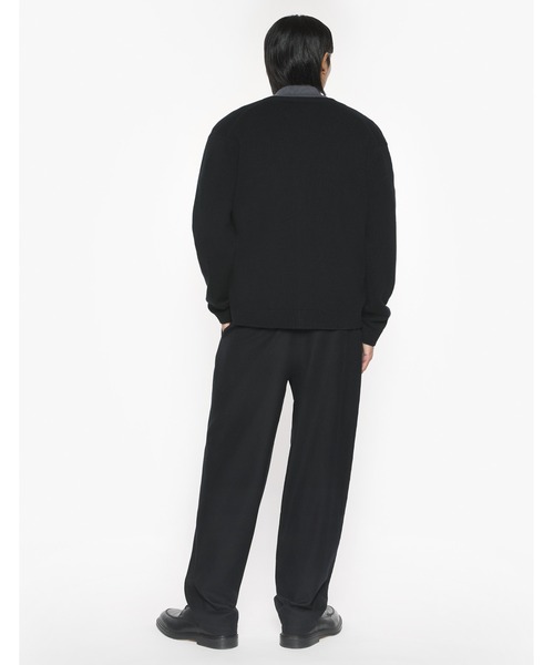 Maison Kitsune（メゾンキツネ）の「FOX HEAD INTARSIA MERINO CARDIGAN（カーディガン/ボレロ・メンズ・アイボリー/ブラック/セージグリーン・XL/L/M/S/XS）」の13枚目の写真