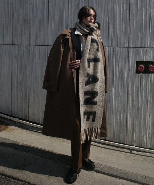 CLANE（クラネ）の「BULKY LINE STAIN COAT（ステンカラーコート・レディース・ブラウン/ブラック・2/1）」の4枚目の写真